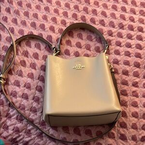 Coach Beige Leather Women's Bag Modern Millie BUCKET bag Tan Neutral EUC